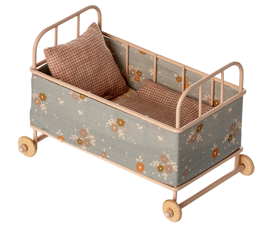 Maileg – Crib in metal miniature, micro blue