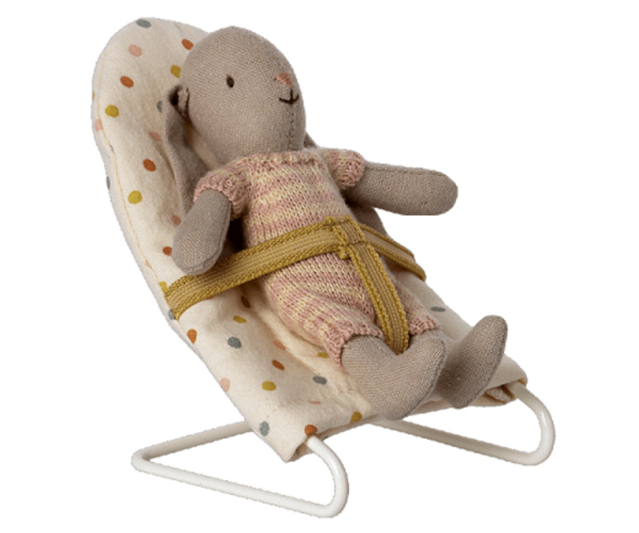 Maileg – Babysitter micro, prickig stol, barnstol för kaniner