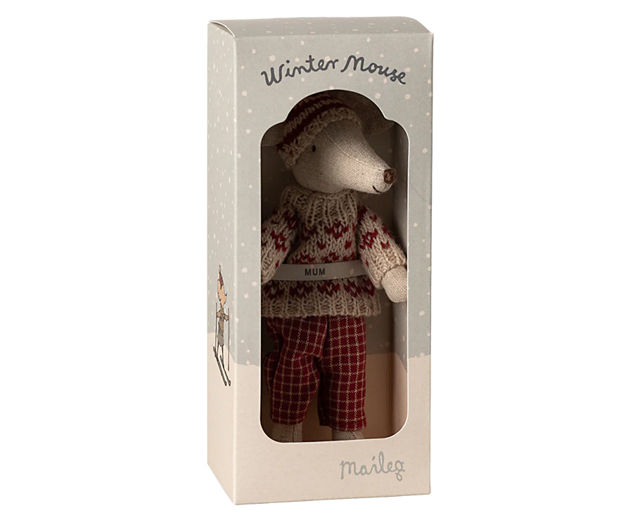 Maileg – Mother mouse with sweater, skirt and bag