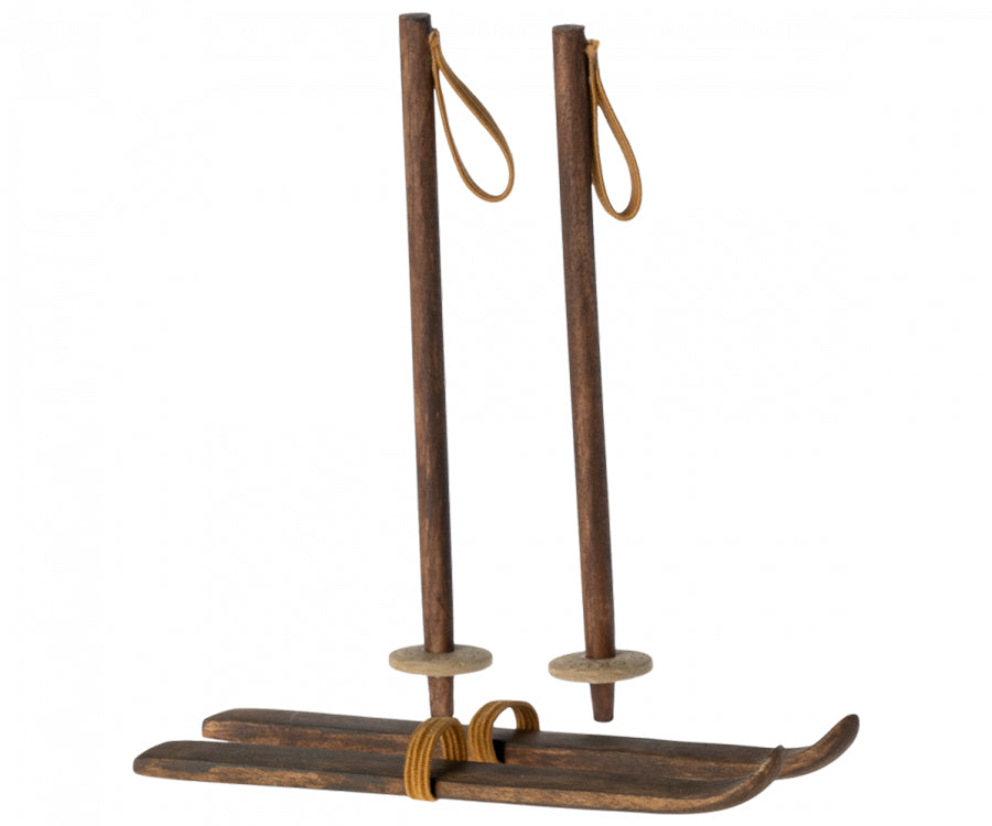 Maileg – Skidor och skidstavar i trä, storasyster och storebror mus