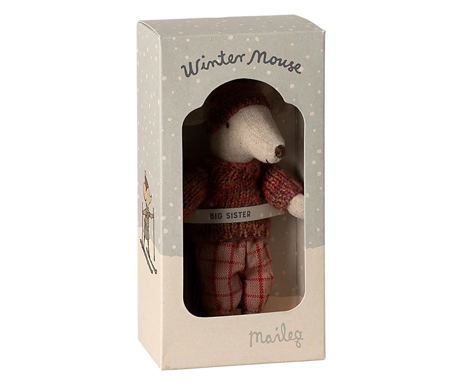 Maileg – Mother mouse with sweater, skirt and bag