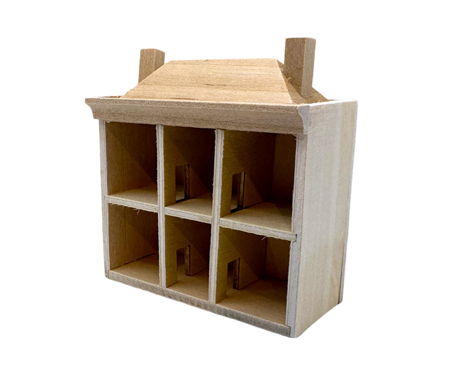 Miniatyr – Dockhus i trä, leksak för dockor och dockskåp