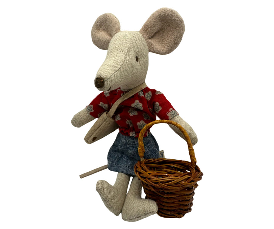 Miniatyr – Brun korg med handtag, dekoration till dockhus