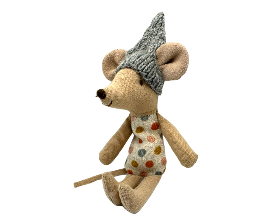 Miniatyr – Stickad grå tomteluva till möss i 3 olika storlekar