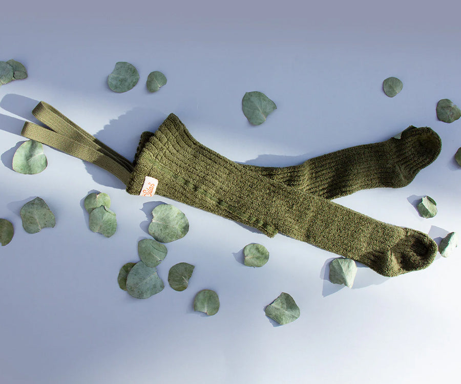 Silly Silas – Granny Teddy Footed tights, Olive