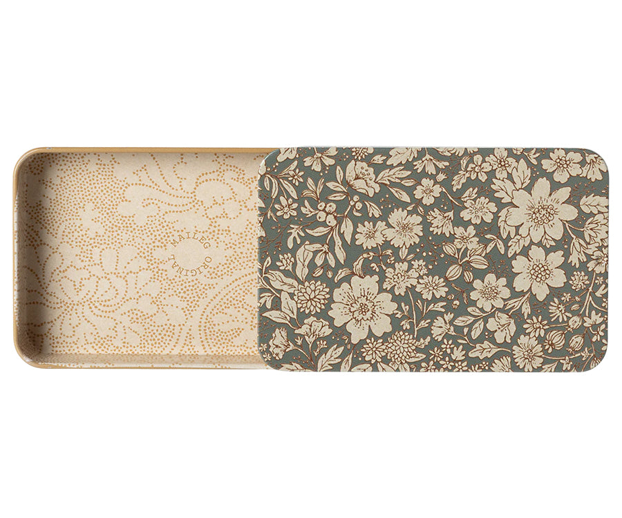 Maileg – Liten ask i metall med blommor, blossom blue, förvaring