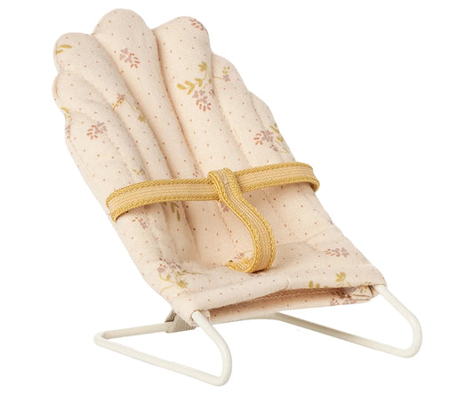 Maileg – Babysitter micro med blommigt mönster till kaniner