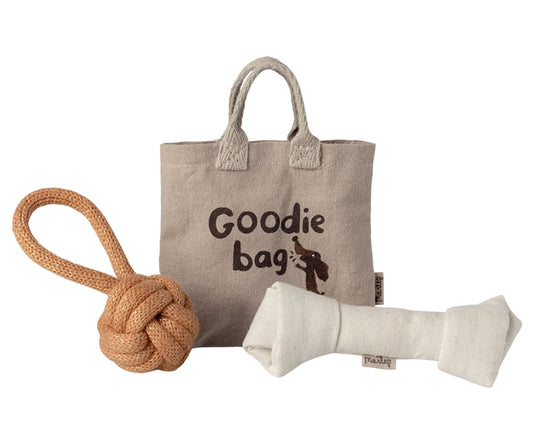 Maileg – Väska med ben och leksak till hundvalp, tuggben och boll med snöre till hund