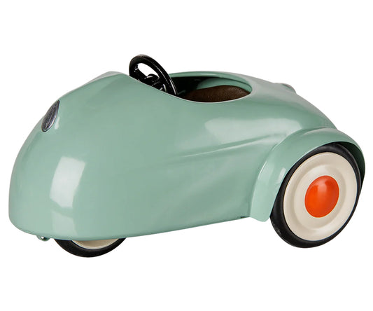 Maileg – Car for mouse in metal, color coral
