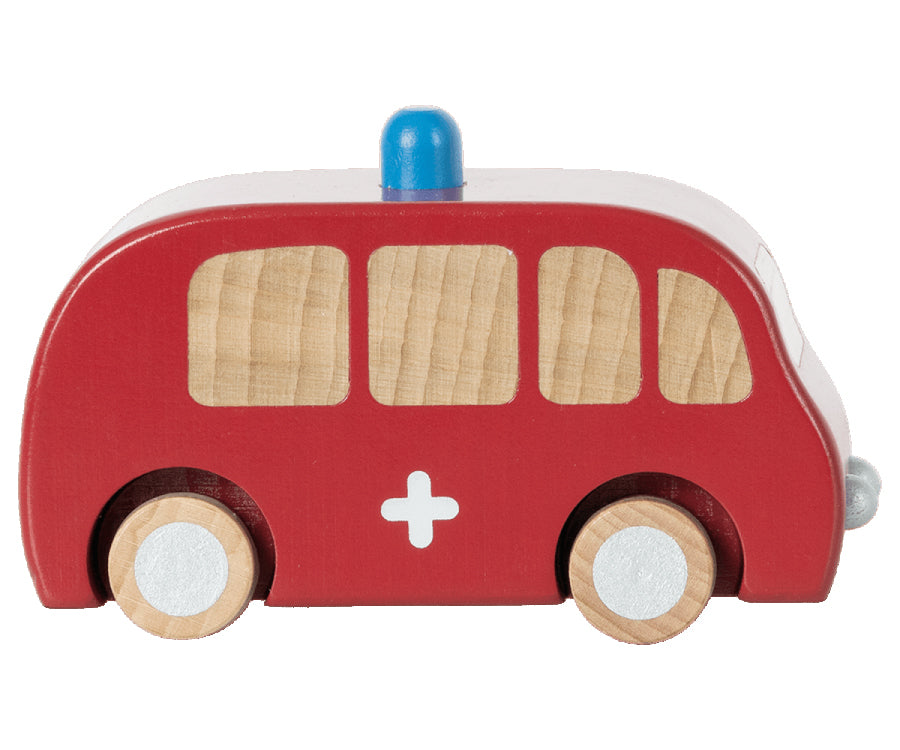 Maileg – Röd bil, brandbil i trä, leksaksbil