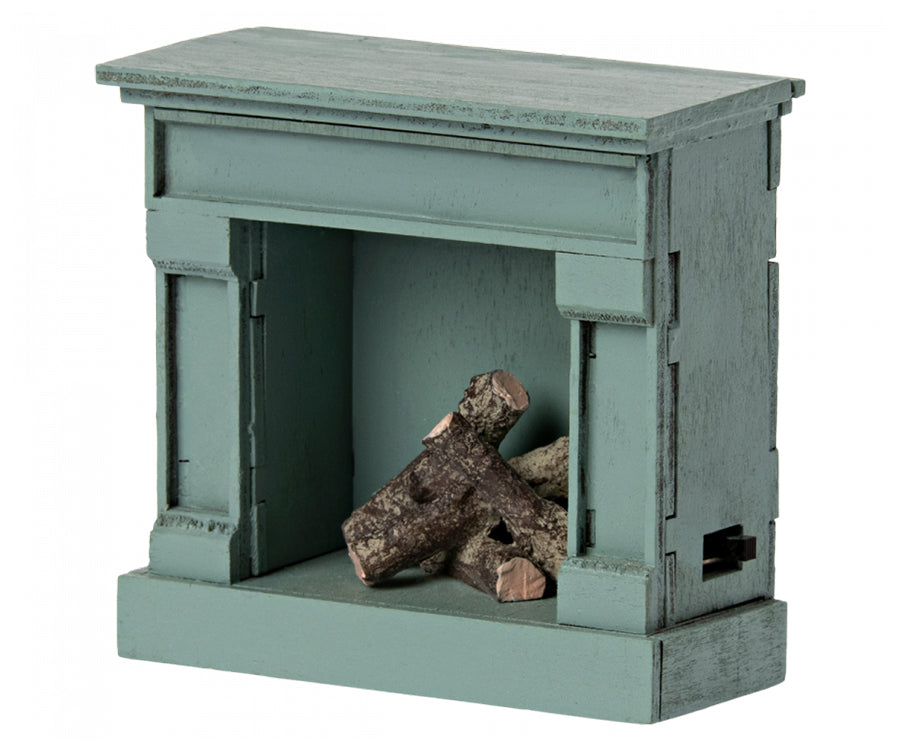 Maileg – Öppen spis med ljus, mindre kamin, vintage blå