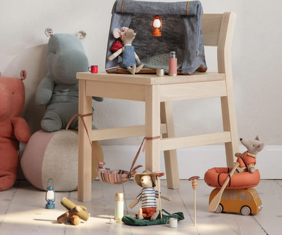 Maileg – Termos i rosa med koppar miniatyr, muggar och termosflaska till möss