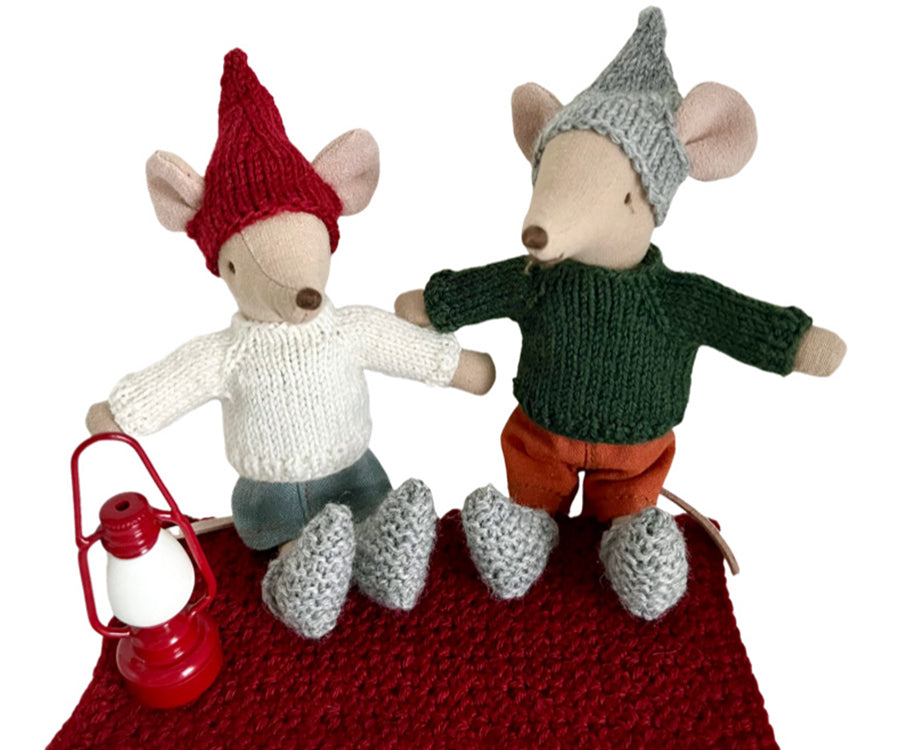 Miniatyr – Stickad tröja till storasyster/storebror mus, kofta i merinoull till möss