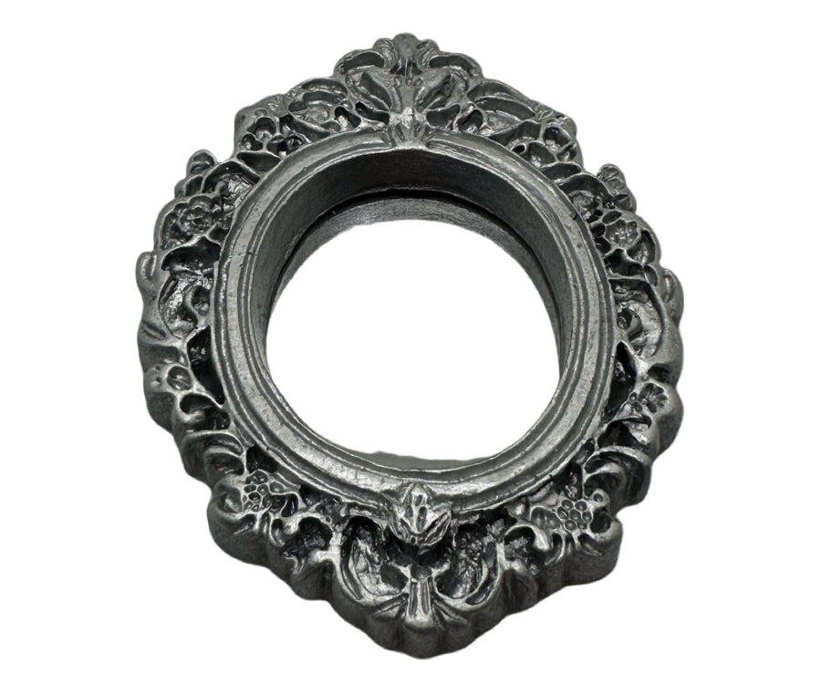 Miniatyr – Spegel i silver till dockhus, oval silverspegel