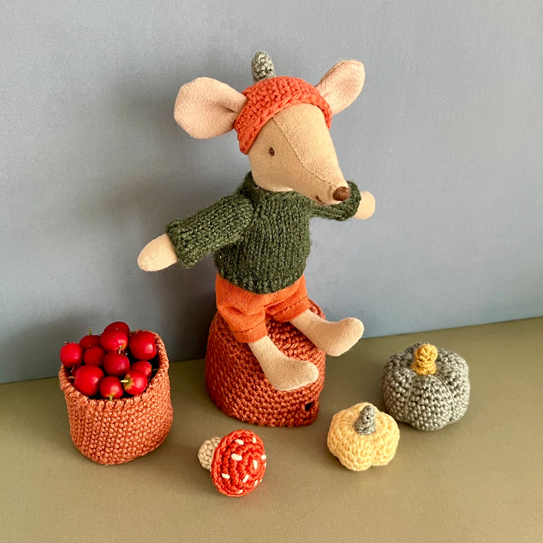 Miniatyr – Virkad pumpamössa, hatt för möss till Halloween pumpa, Halloweenpumpa