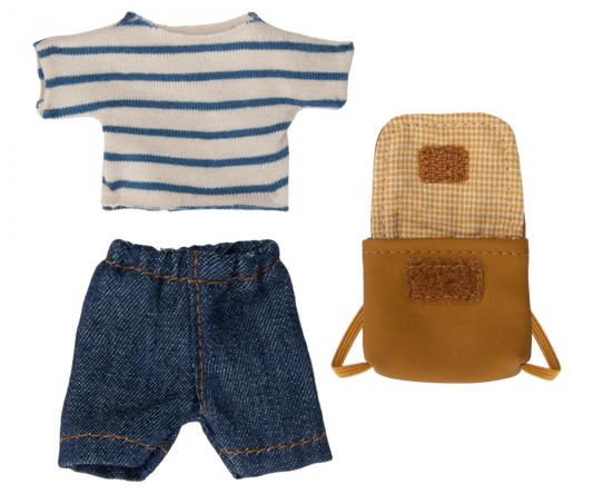 Maileg – Kläder, randig tröja, jeans och brun ryggsäck till storebror mus